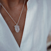 No.31 Silver Rock Crystal Pendant Necklace