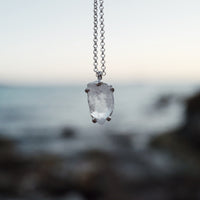 No.31 Silver Rock Crystal Pendant Necklace
