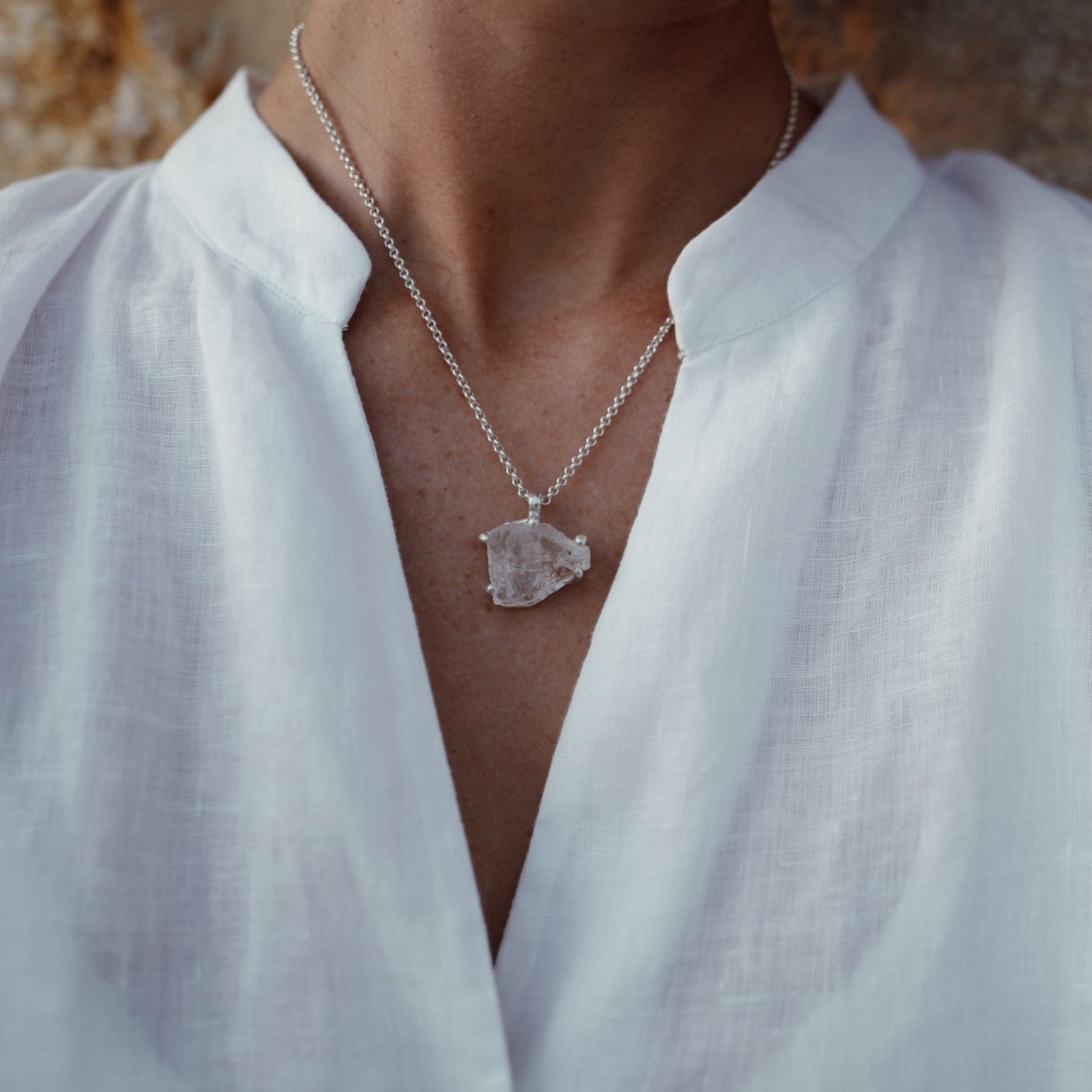 No.33 Silver Rock Crystal Pendant Necklace
