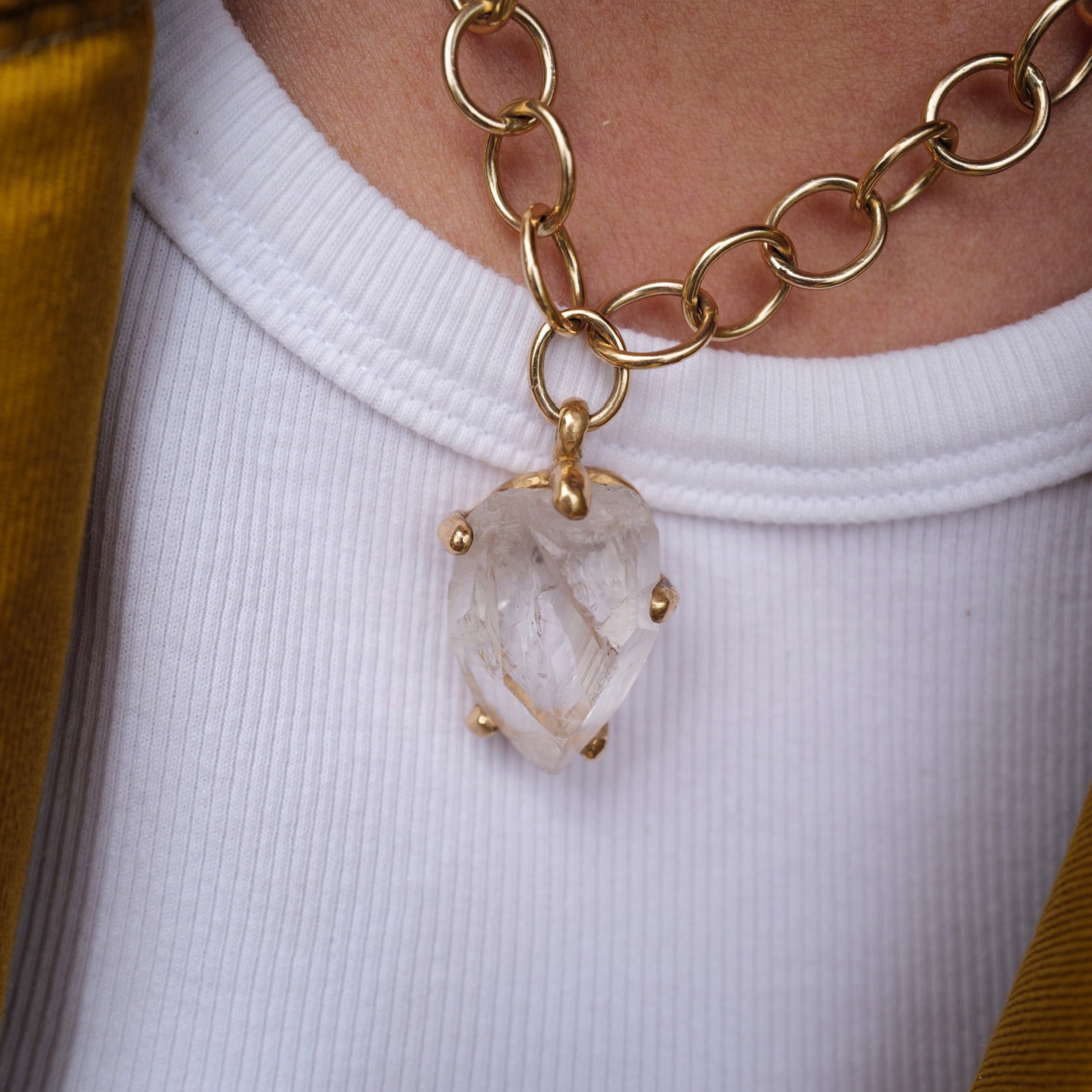 No.4 Gold Rock Crystal Pendant Handmade Chain Necklace