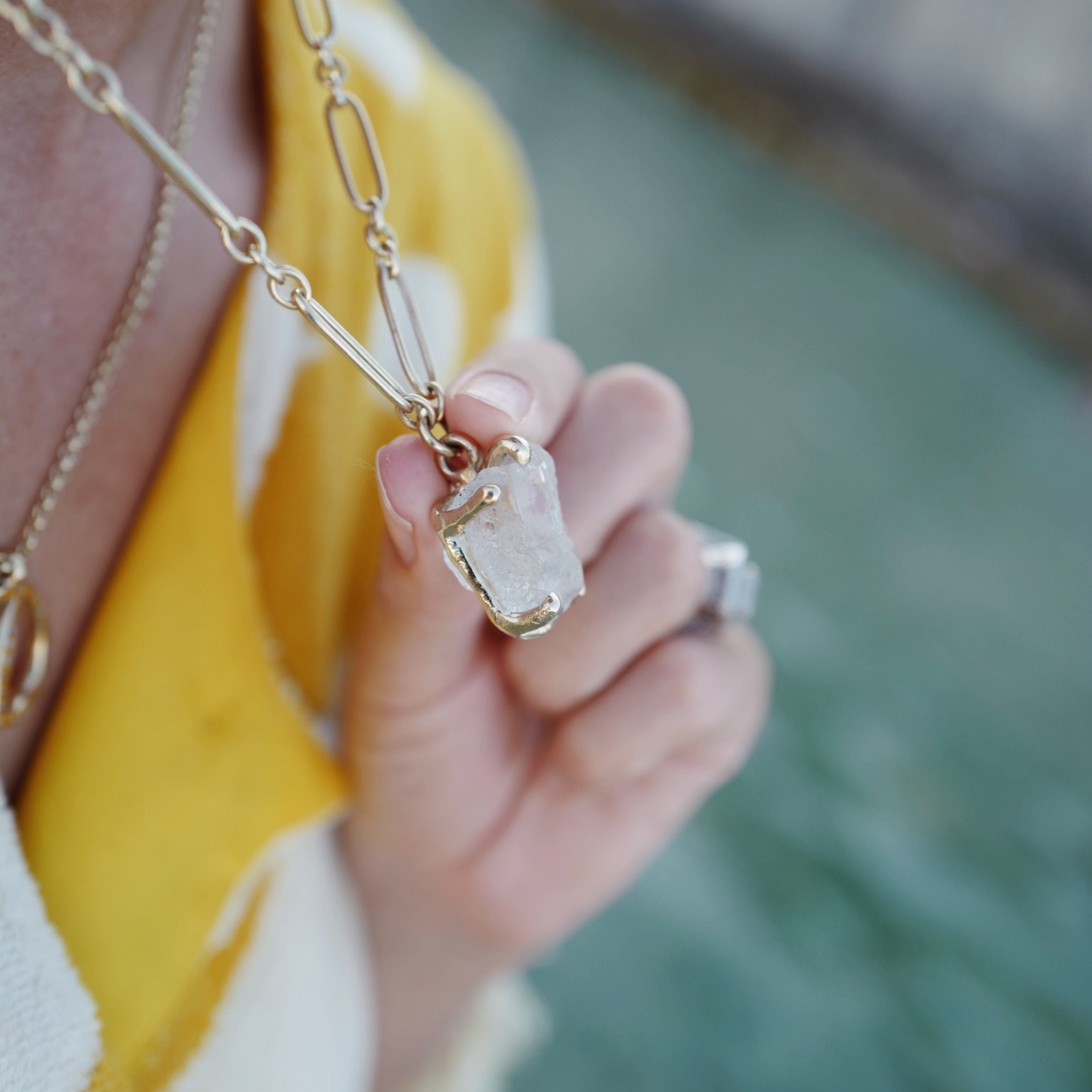No.7 Gold Rock Crystal Pendant Necklace