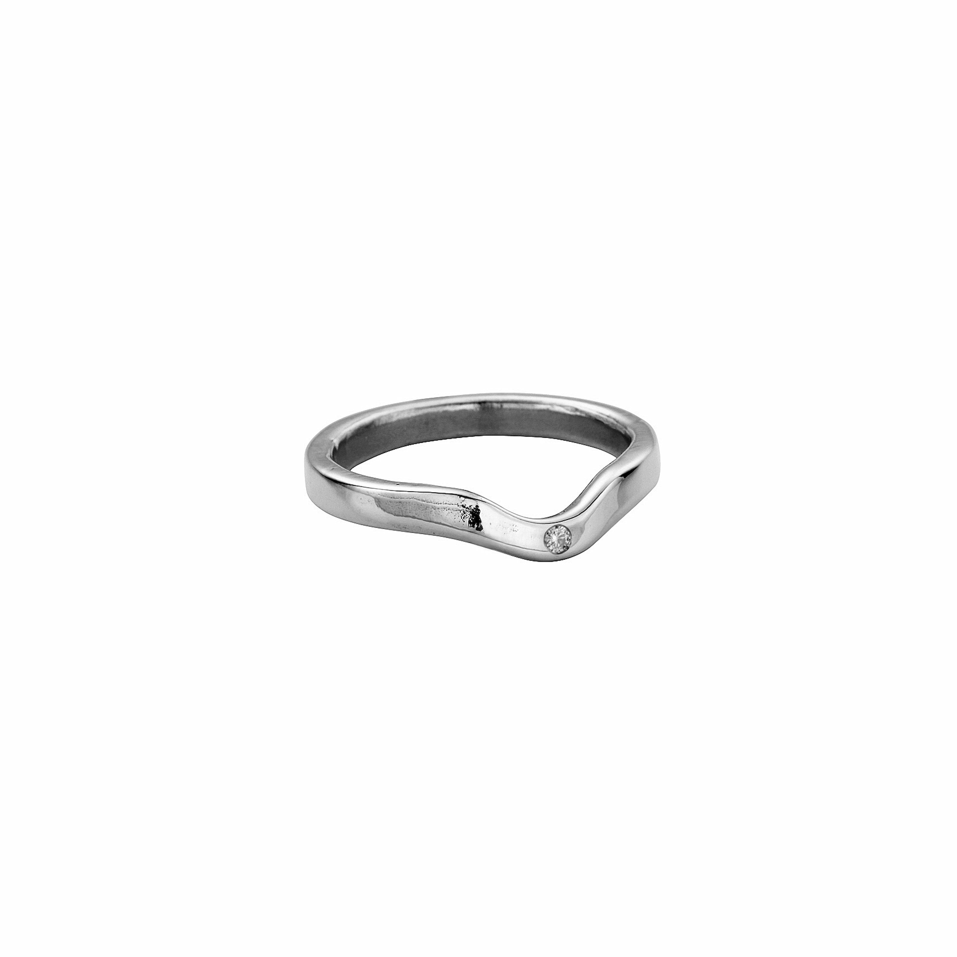Platinum Wave Wedding Band