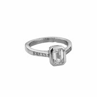 [diamond-shape: pave]