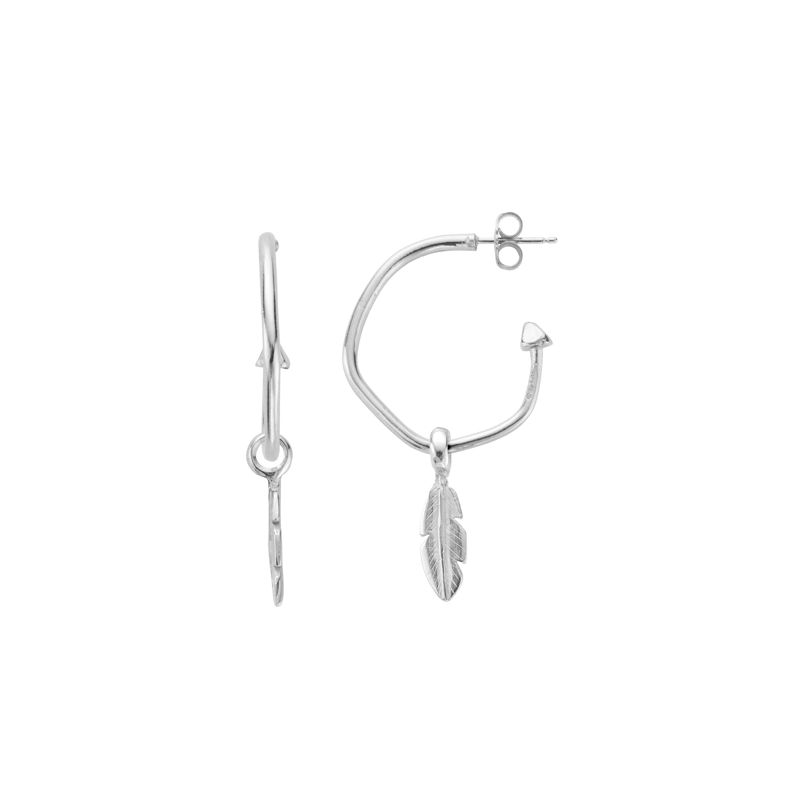 [charms:{{8999836320024}}]