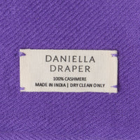 [Men] [Women] [badge Product Shown: Mini & Maxi Scarf]