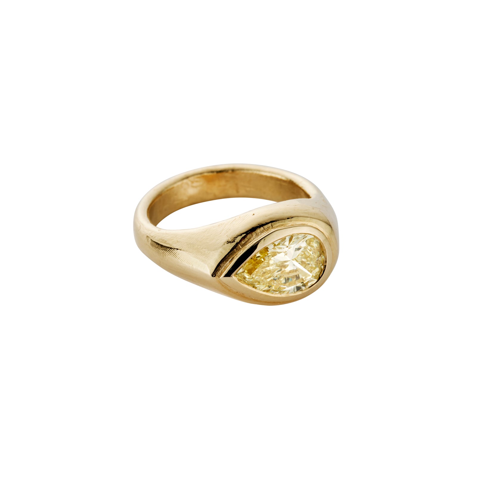 SOLEA Gold Yellow Pear Diamond Ring
