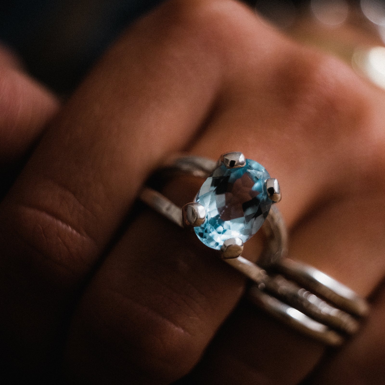 Silver Blue Topaz Maxi Claw Ring