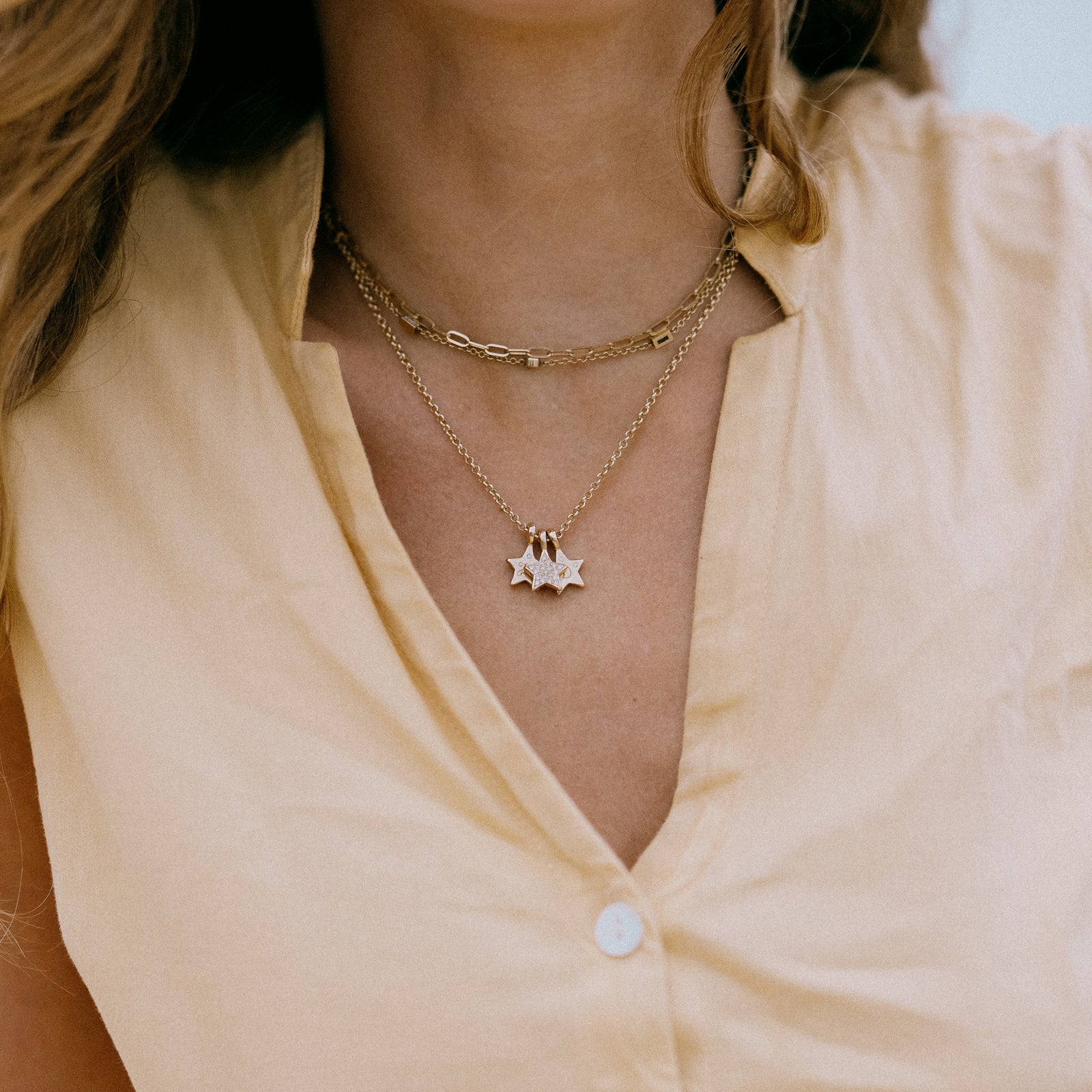 [modelwears Gold Luxury Trio Guiding Star Necklace with Hand Engraving]