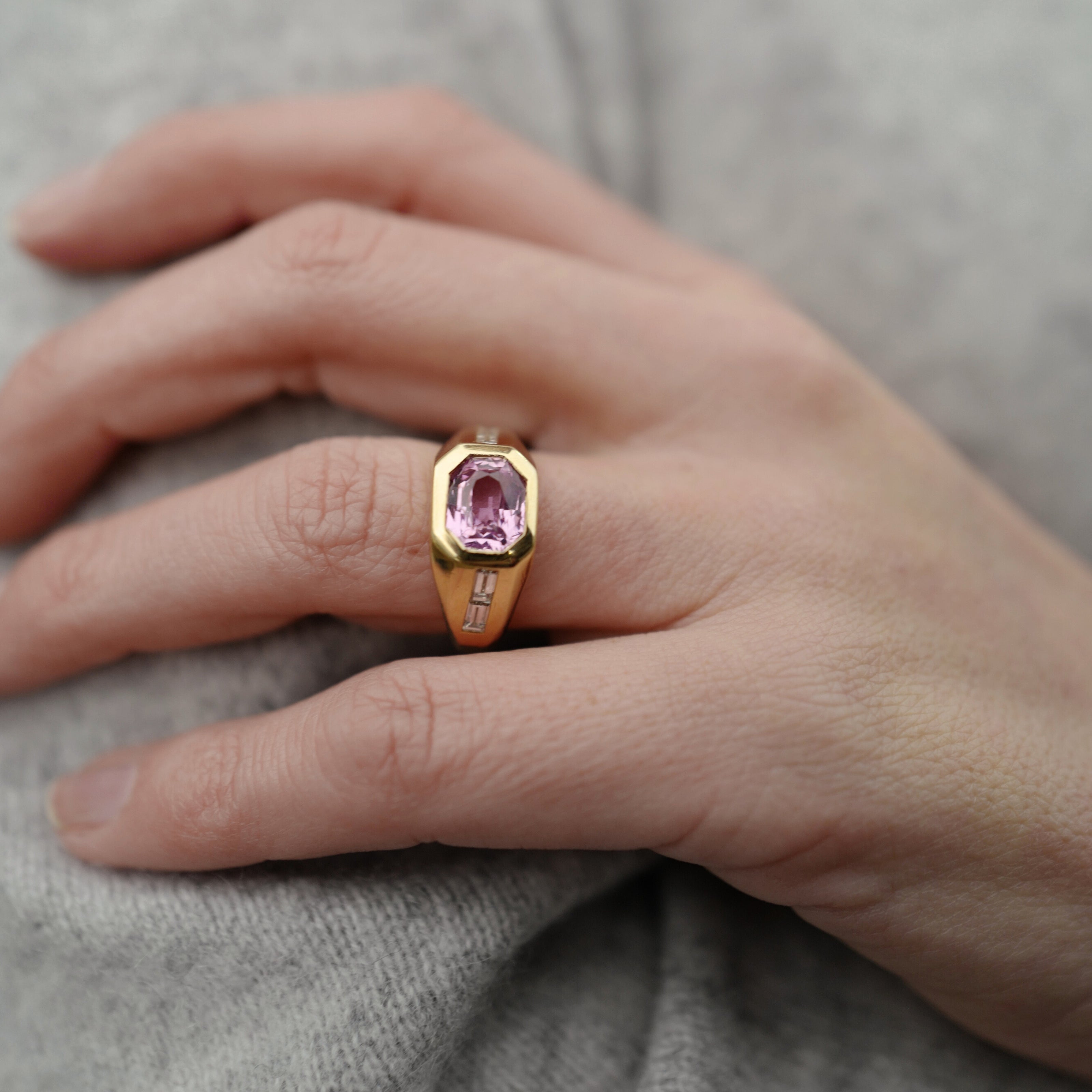 CIELO ROSA Gold Pink Sapphire & Diamond Ring