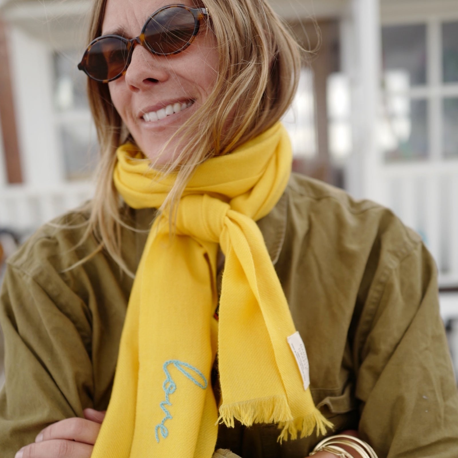 [Women-hover] [modelwears Mini Scarf]