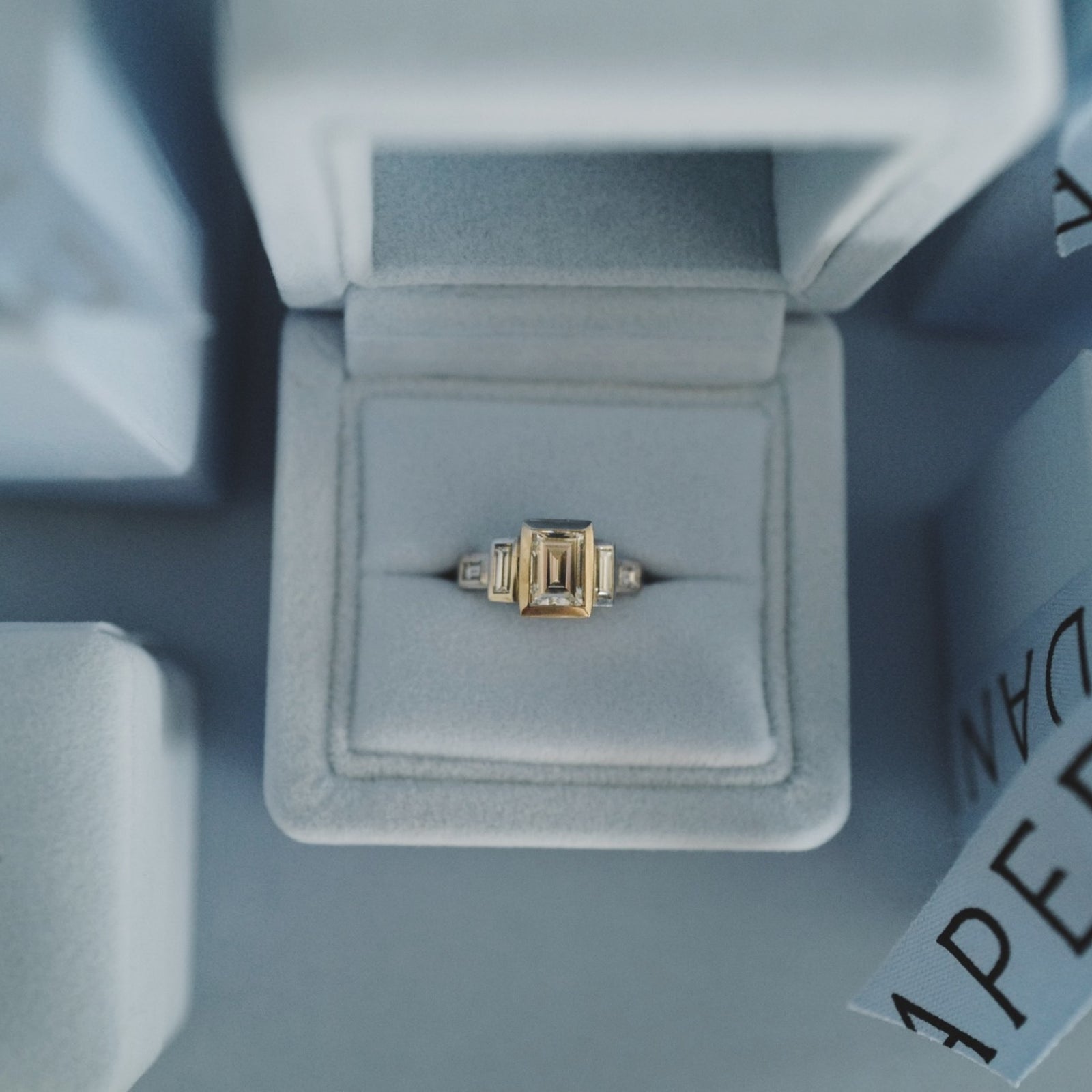 LUCILLE White Gold Diamond Ring