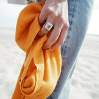 [Women] [badge Product Shown: Mini Scarf]
