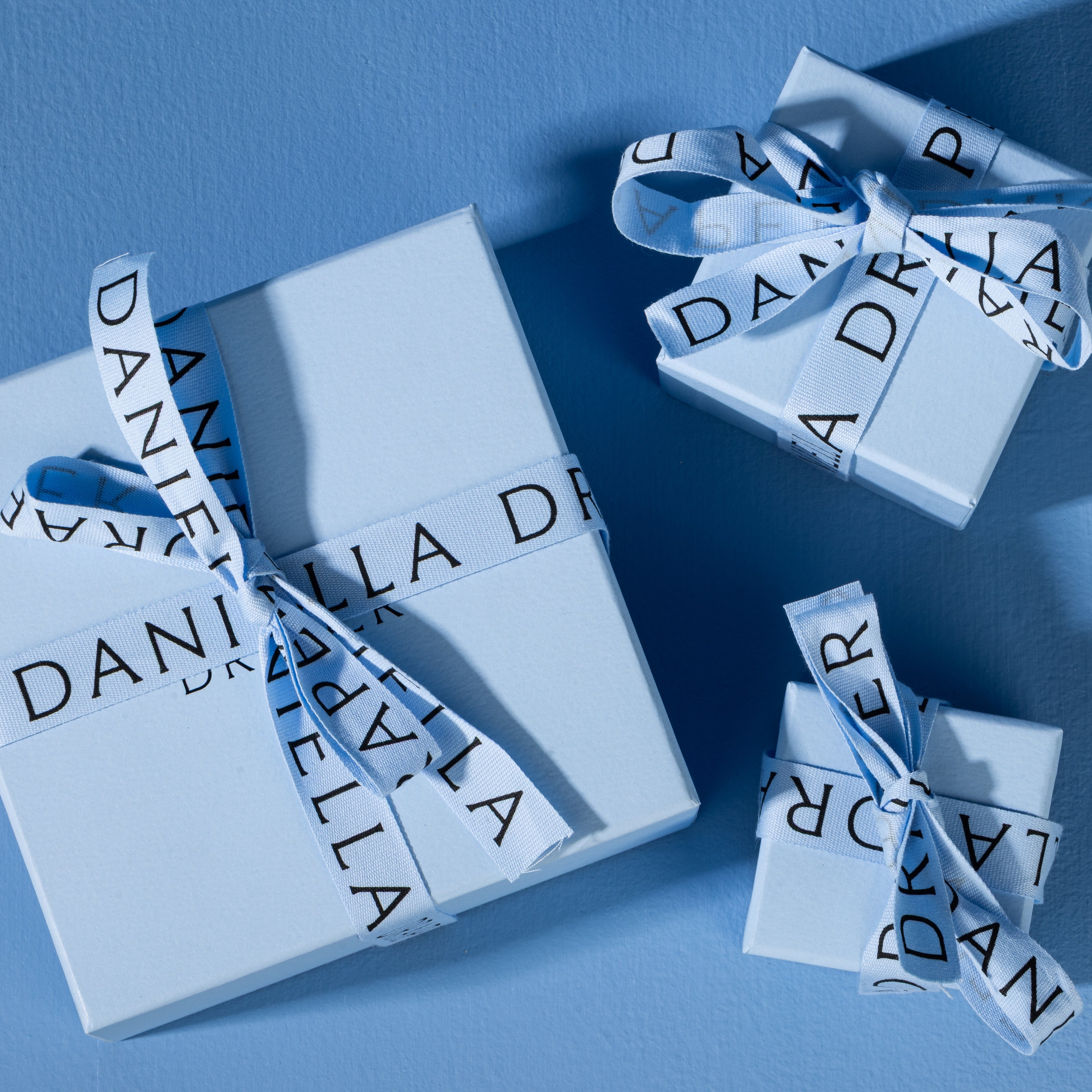 MARVINA Gold Zimbaqua Beryl & Aquamarine Hoop Earrings