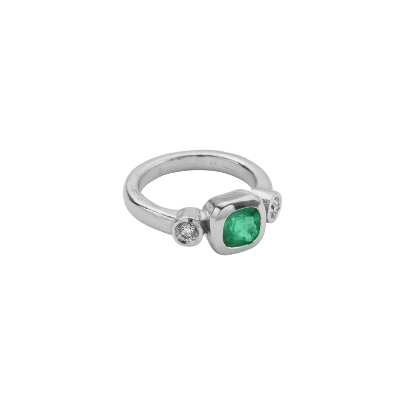ZELENY Gold Emerald & Diamond Ring