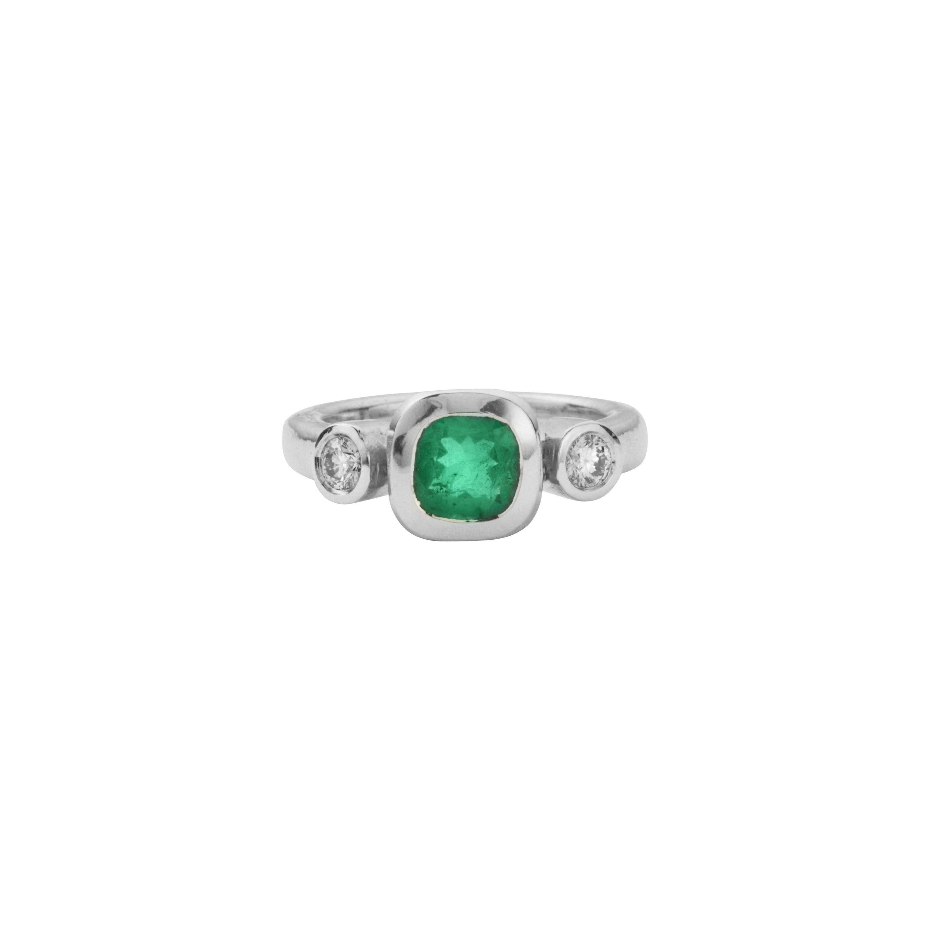 ZELENY Gold Emerald & Diamond Ring