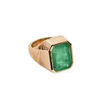 AUGUST Gold Emerald Ring