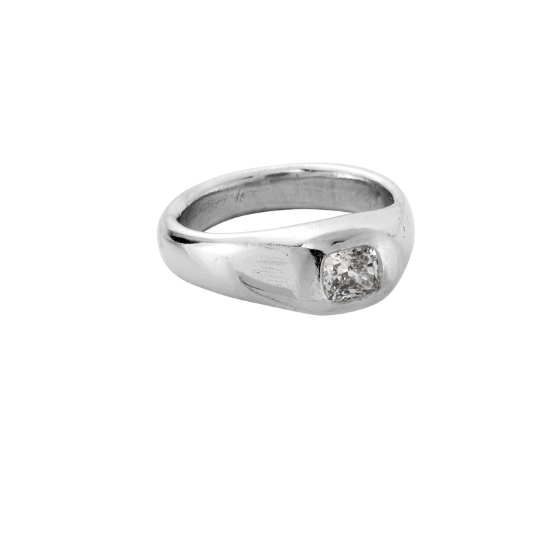 EKIYA Platinum Diamond Ring