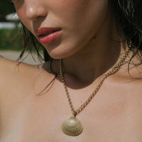 Gold Maxi Shell Necklace