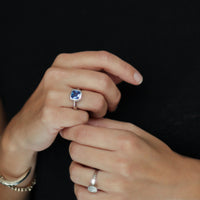 RUM White Gold Square Blue Sapphire Ring