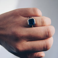 RUM White Gold Square Blue Sapphire Ring