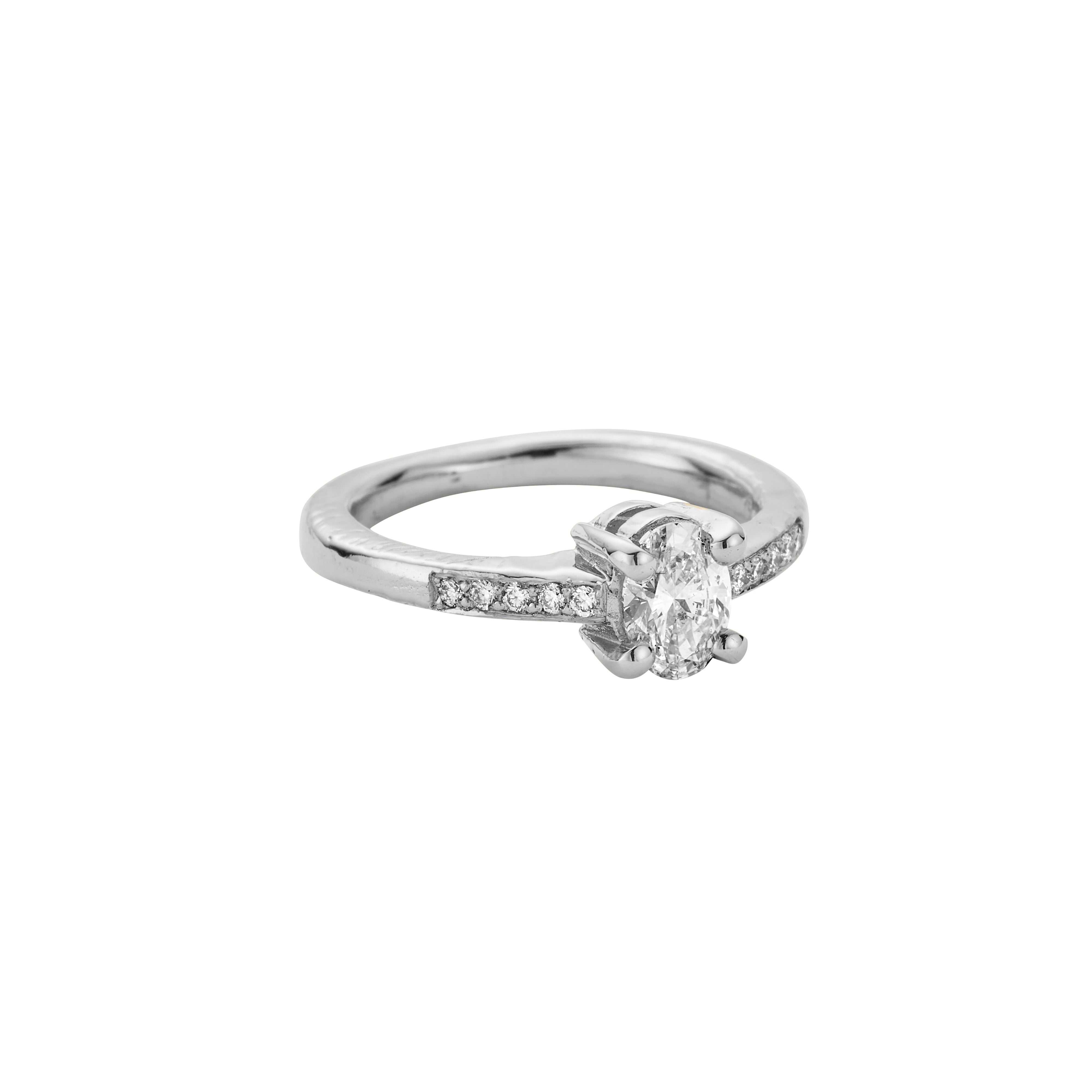The Story' Silver Oval 0.5ct Lab Grown Diamond Claw Engagement