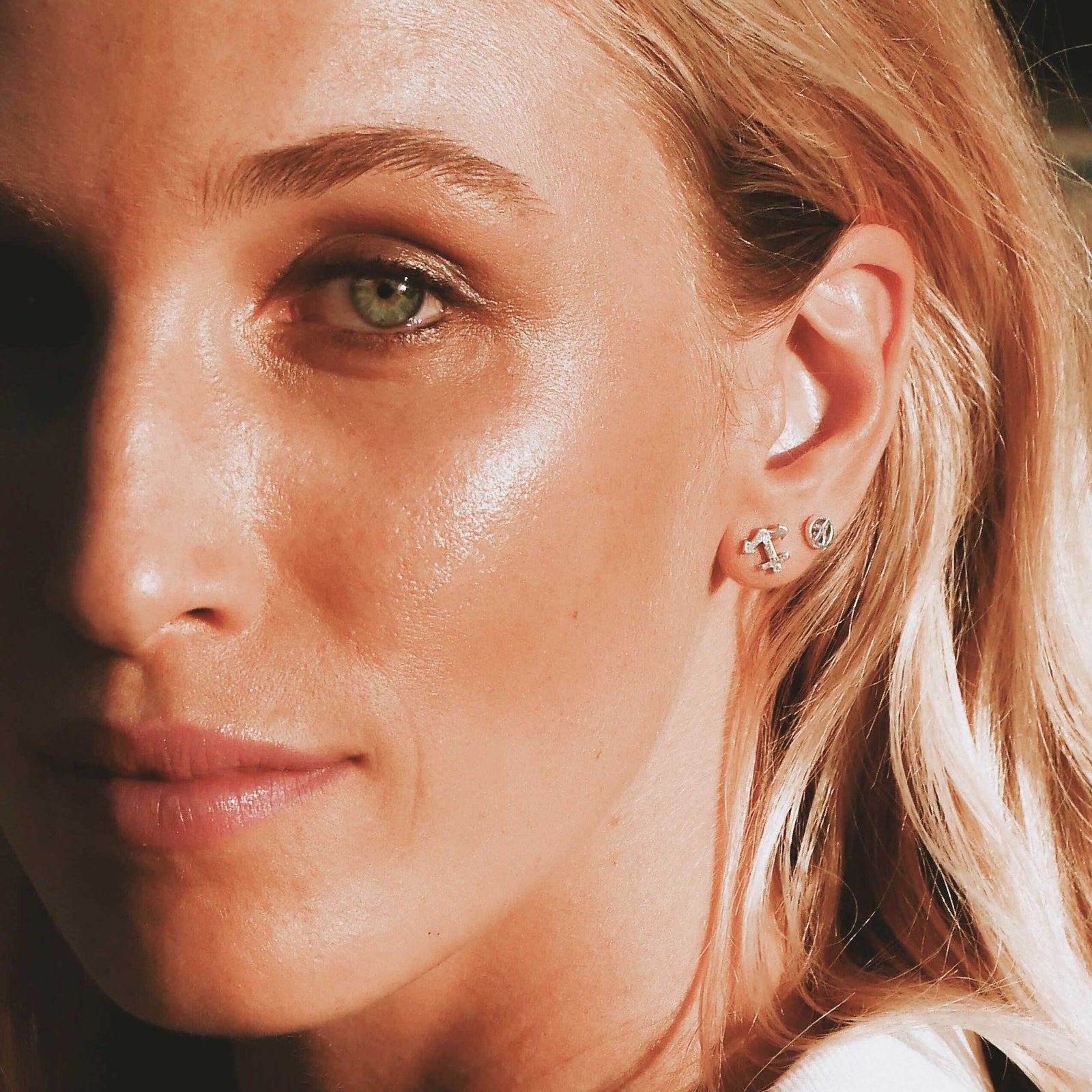 Silver Little Anchor Ear Charm